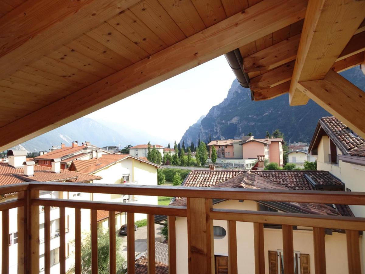 Apartamento Antica Casa Alboletta Riva del Garda Exterior foto