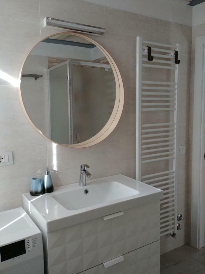 Apartamento Antica Casa Alboletta Riva del Garda Exterior foto